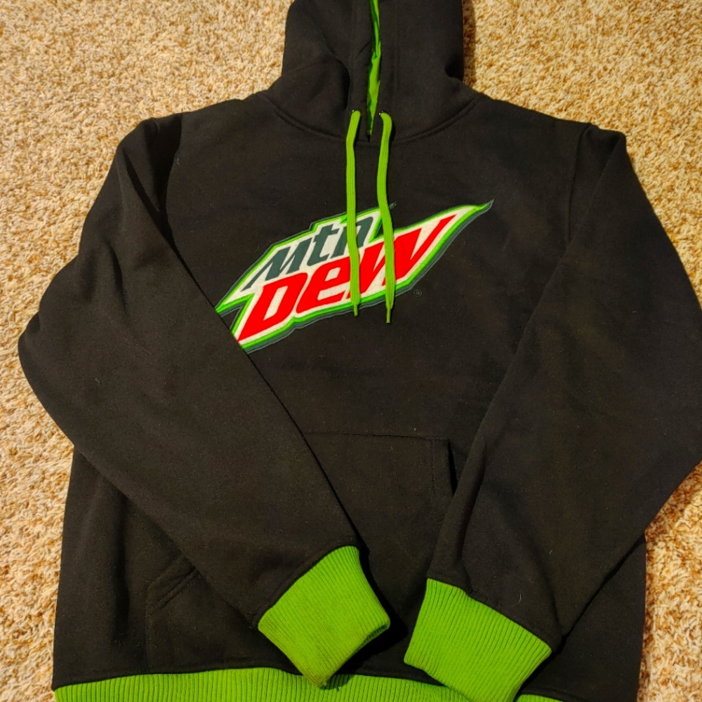 Mountain Dew hoodie Size L
